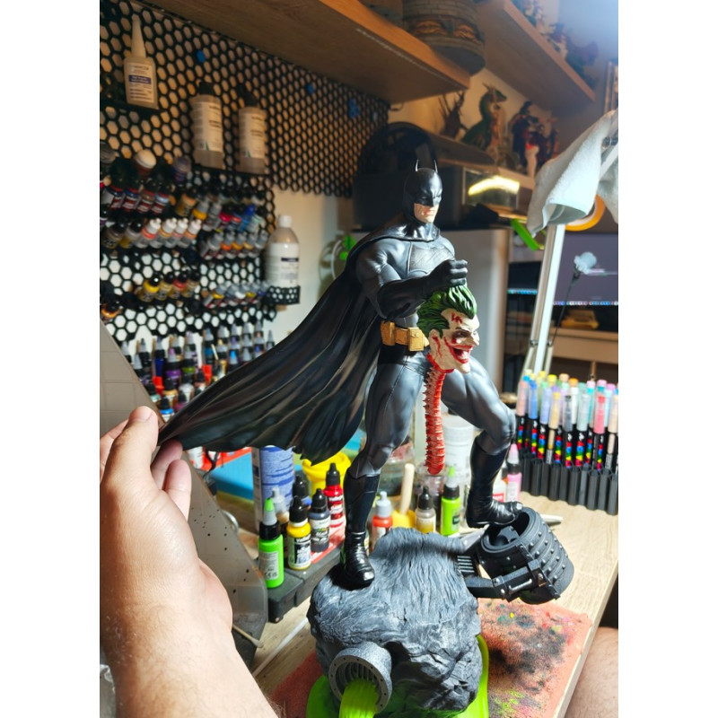 Batman – Justice Has No Mercy | Custom Painted Statue 1/6 Scale