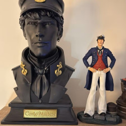 Corto Maltese Collectible Statue | Nautical Display FigureEstatua Coleccionable Corto Maltese | Figura Náutica